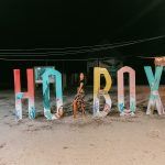 Letras Holbox de noche