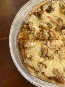 Típica pizza de langosta de Holbox