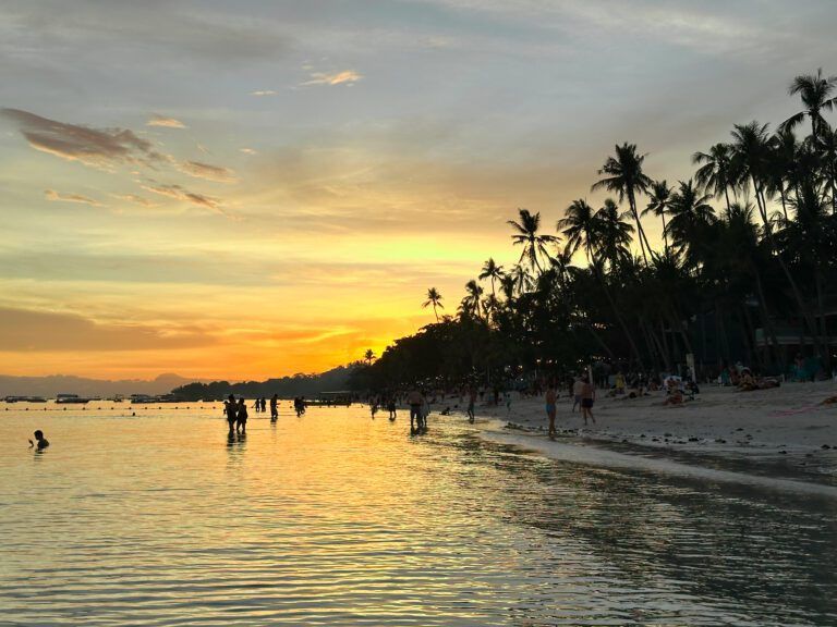 Qué Ver, Hacer y Cómo Llegar: Atardecer en Alona Beach, Bohol